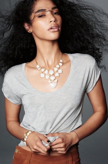 Statement necklace from stelladot.co.uk. Luxe style necklaces / luxury looking jewellery - flipped