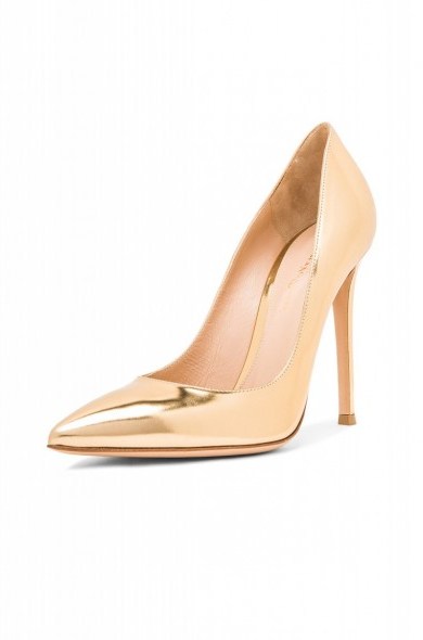 Stunning Gianvito Rossi Metallic Leather Pumps. designer high heels – luxe style – luxury court shoes – occasion footwear - flipped
