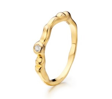 Love this cute Monica Vinader Siren Band with a tiny white topaz stone. Stacking rings | delicate jewellery - flipped