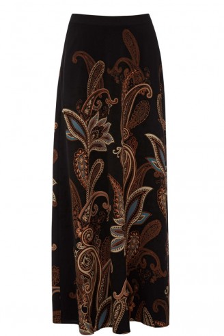 Warehouse paisley maxi skirt. autumn-winter fashion – long 70s style skirts – warm floral prints – autumnal colours – 70’s vibe