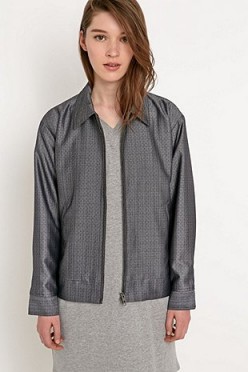 Title A – grey bomber jacket. Casual fashion | weekend wear | womens jackets
