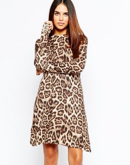 Warehouse leopard print swing dress in camel. Animal prints | long sleeved dresses | autumn fashion - flipped