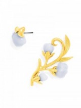 Olivia Palermo x Bauble Bar Anderson Ear Crawler Set. Floral ear cuffs | celebrity fashion jewellery | flower earrings