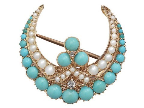 Victorian turquoise, pearl and diamond, 15ct yellow gold crescent brooch. Antique brooches – jewellery - flipped