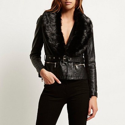 River Island Black leather-look faux-fur collar jacket. Warm jackets / winter coats - flipped