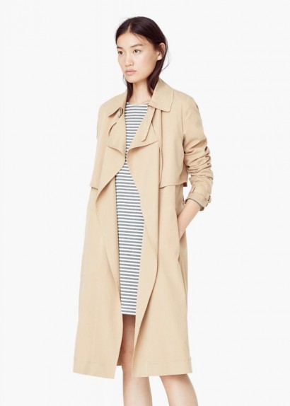 MANGO flowy trench medium brown. Autumn / winter fashion – womens classic style raincoats