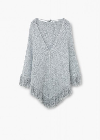 MANGO fringe knit cape heather grey. Autumn / winter fashion – womens capes – knitted ponchos – knitwear – fringed - flipped