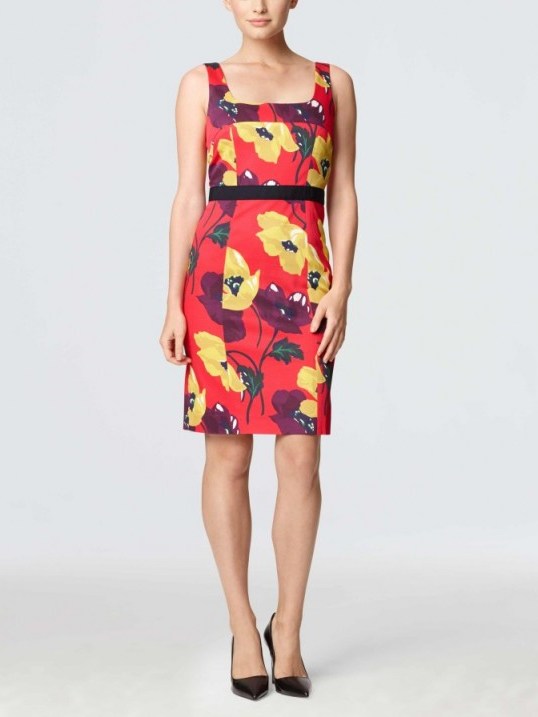 DRAPER JAMES Harper Femme Fitted Dress in red – as worn by Reeses Witherspoon on Instagram, 29 September 2015. Celebrity fashion | star style | floral dresses | what celebrities wear - flipped