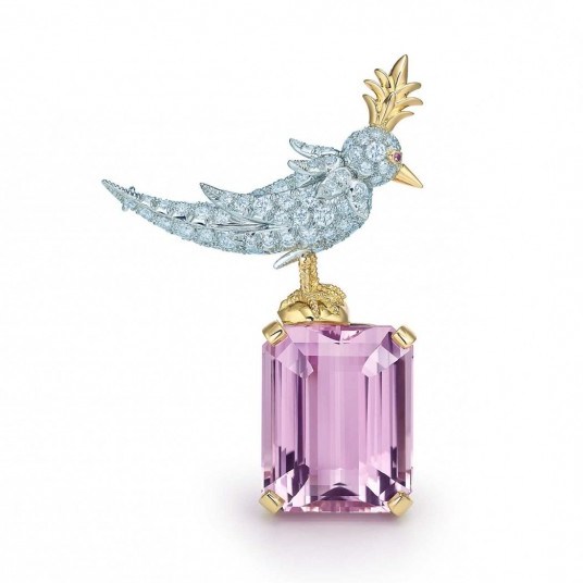 Tiffany & Co. Jean Schlumberger Bird On A Rock Clip. Gemstone Brooches – fine jewellery - flipped