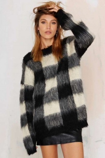 Just Female knitty griddy sweater – black & ivory. Womens knitwear / autumn-winter jumpers / oversized sweaters / casual weekend clothing / monochrome check - flipped