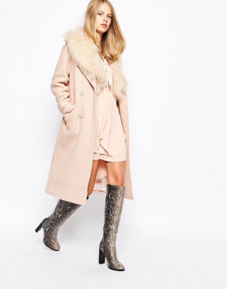 Lost Ink 70’s Coat with Faux Fur Collar. pale pink coats – winter outerwear - flipped