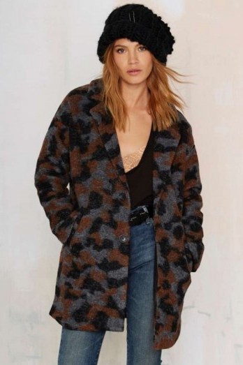 Maison Scotch camo ammo wool coat – brown & grey print. Autumn-winter coats / womens fashion / warm outerwear / - flipped