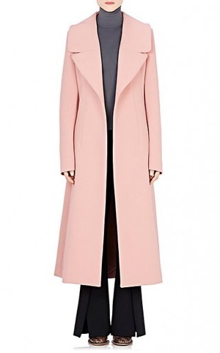 Miranda Kerr style out in Paris, 6 October 2015…MARNI Wide-Lapel Coat in pink. Celebrity fashion | designer coats | luxury outerwear | star style | what celebrities wear - flipped