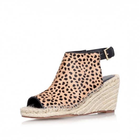 KG Kurt Geiger NELLY Tan Mid Heel Espadrille Wedges – as worn by Chris Martin’s girlfriend actress Annabelle Wallis out in Malibu, 28 October 2015, Celebrity fashion | casual star style | what celebrities wear | animal print wedge heels | slingback shoes - flipped