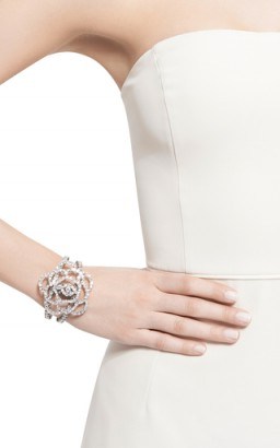 OSCAR DE LA RENTA Pave Flower Bracelet. Designer costume jewellery | fashion jewelry | floral bracelets | statement accessories - flipped