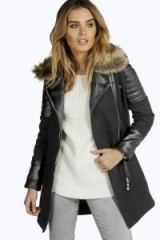 boohoo Boutique Ruth fur collar biker coat black – winter coats – casual style – fashion