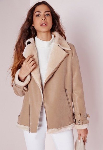 Missguided camel faux shearling pilot jacket. Casual chic / winter jackets / warm fashion / coats & outerwear - flipped