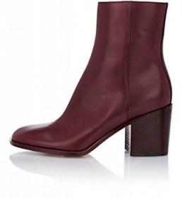 MAISON MARGIELA Side-Zip Ankle Boots in Bordeaux – as worn by Cameron Diaz when she arrived at LAX airport, 4 December 2015. Celebrity fashion | casual star style | red leather boots | chunky heel | what celebrities wear - flipped