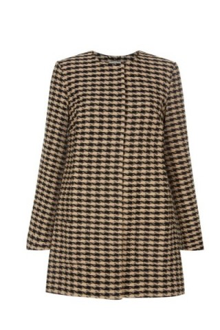 PEOPLE TREE – Houndstooth coat – as worn by Lucy Mecklenburgh out and about in Essex, 2 December 2015. Celebrity fashion | smart check coats | what celebrities wear