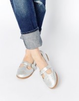 Daisy Street Silver Metallic Mary Jane Flat Shoes. Casual flats ~ Mary Janes