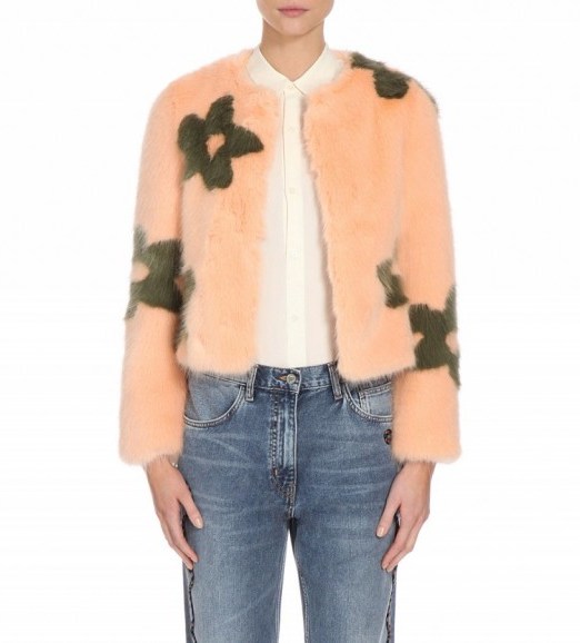 SHRIMPS Bambi faux-fur jacket peach / khaki – winter jackets – floral fashion - flipped