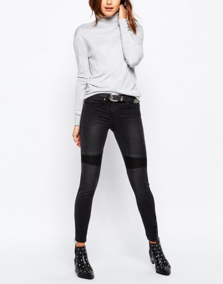 Vila Skinny Biker Jean. Black jeans | casual fashion - flipped
