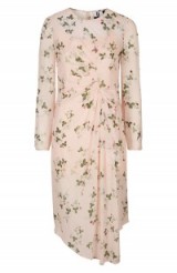 TOPSHOP Unique Hortensia Ruched Floral Print Silk Dress in light pink – as worn by Suki Waterhouse at the Topshop Unique show LFW Winter 2016, 21 February 2016. Celebrity style | gathered dresses | what celebrities wear | front row fashion | London Fashion Week