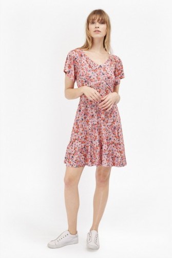 French Connection BACONGO DAISY FLORAL SKATER DRESS pink – summer fashion – day dresses - flipped
