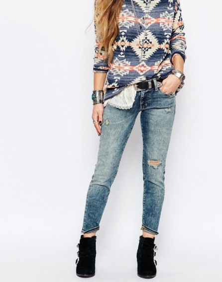 Denim & Supply By Ralph Lauren Mid Rise Crop Skinny Jeans. Casual fashion | blue denim | ripped | distressed | stonewashed