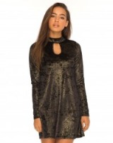 Motel Rocks Baby Pearl Shift Dress in Velvet Gold Shimmer. Shimmering party dresses – going out fashion – evening style