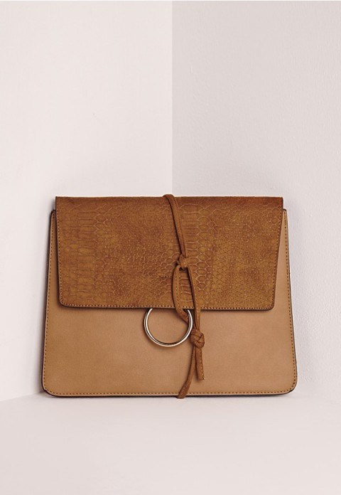 Missguided thread through clutch bag tan. 1970s vintage look – Luxe style handbags – luxury style bags – affordable chic – 70s style accessories - flipped