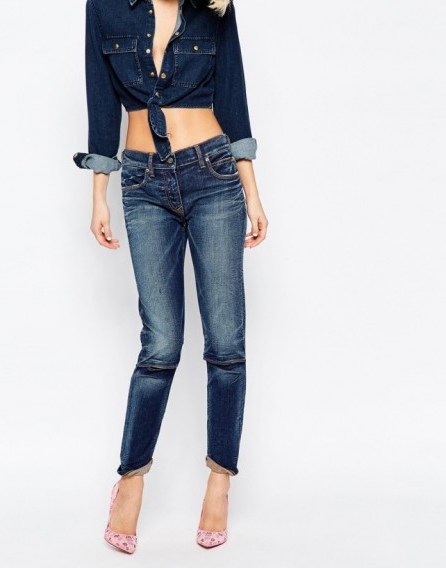 Vivienne Westwood Anglomania Girlfriend Jeans With Ripped Knee. Blue denim | casual fashion | low rise | skinny fit - flipped