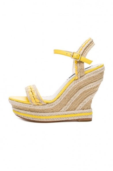 ALICE + OLIVIA – JANAYA SANDAL in Lemon & Natural. Wedge Platforms | summer wedges | high heels | yellow textured sandals | high heel platform shoes - flipped