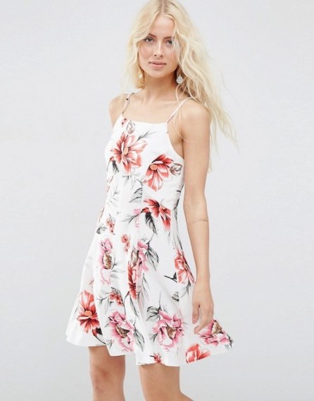 ASOS Sundress in Tropical Floral Print – summer fashion – pretty sundresses – holiday style – printed dresses - flipped