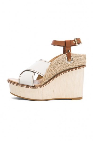 HOSS INTROPIA – MIXED WEDGE in white. Summer wedges | wedge sandals | platform shoes | holiday platforms | textured detail - flipped