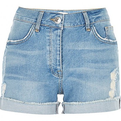 River Island Light blue wash boyfriend denim shorts – distressed – holiday fashion – summer style - flipped