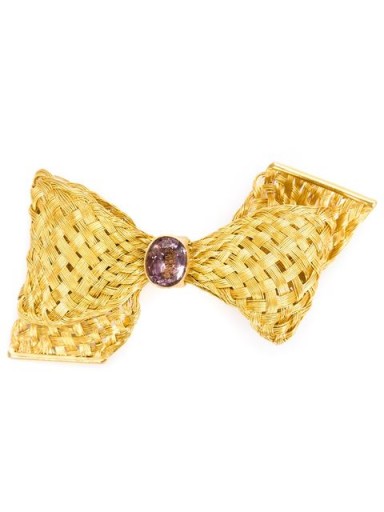 MARIE HELENE DE TAILLAC woven bow brooch – 22kt gold brooches – amethyst jewellery – fine jewelry