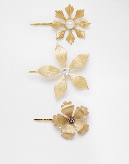 Olivia The Wolf Golden Flower Hair Pins – gold plated hair accessories – bridal – wedding – beauty - flipped