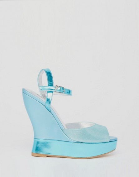Terry de Havilland Electra Blue Glitter Wedge Sandals baby blue – high heeled wedges – metallic high heels – ankle strap platforms – platform sole – glamour – luxe style shoes
