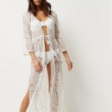 River Island White lace maxi kaftan – poolside chic – long kaftans – sheer cover ups – holiday cover up – stylish beachwear – feminine look