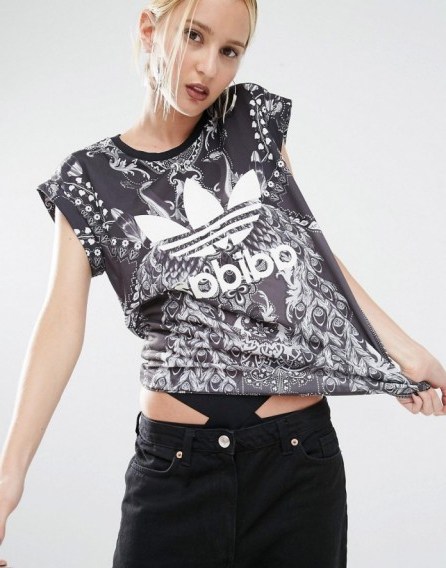 Adidas Originals X Farm Paisley Print T-Shirt With Trefoil Logo. Sportswear | printed tees | leisurewear | casual tops | t-shirts - flipped