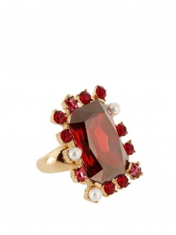 OSCAR DE LA RENTA Crystal-embellished ring. Red embellished cocktail rings | designer costume jewellery | large statement jewelry | luxe style accessories | faux pearls - flipped
