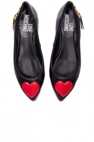 LOVE MOSCHINO HEART FLAT black. Designer flats | red hearts | side zip detail | flat shoes