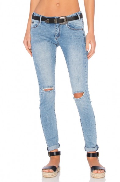 ONE TEASPOON HOODLUMS distressed skinny jeans in blue fox. Casual fashion | ripped denim | weekend style