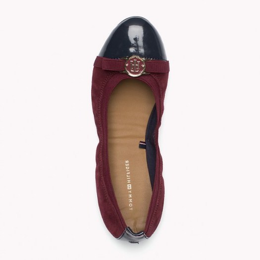 Tommy Hilfiger suede ballerina tawny port/midnight red. Chic designer flats | flat shoes | ballerinas - flipped