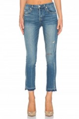 AMO Babe jeans in Dive Bar Destroy. Casual fashion | blue denim | cropped above ankle | button fly | weekend style