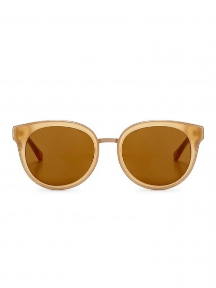 Draper James Camel Sunglasses – as worn by Reese Witherspoon on Instagram, August 2016. Celebrity eyewear | star style accessories | Reese Witherspoon’s fashion line - flipped