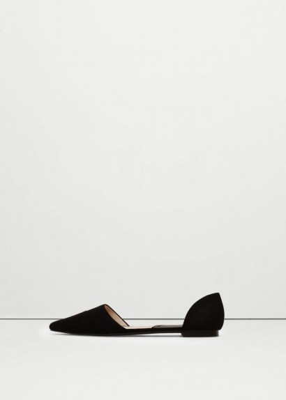 mango jenni pointed toe flat shoes in black. Chic flats | on-trend shoes - flipped