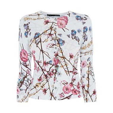 Karen Millen Oriental Print Cardigan. Floral printed cardigans | knitwear | blossom prints | knitted fashion - flipped