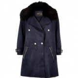 River Island Navy blue faux fur trim double-breasted coat. Autumn/winter fashion | stylish coats | street style outerwear